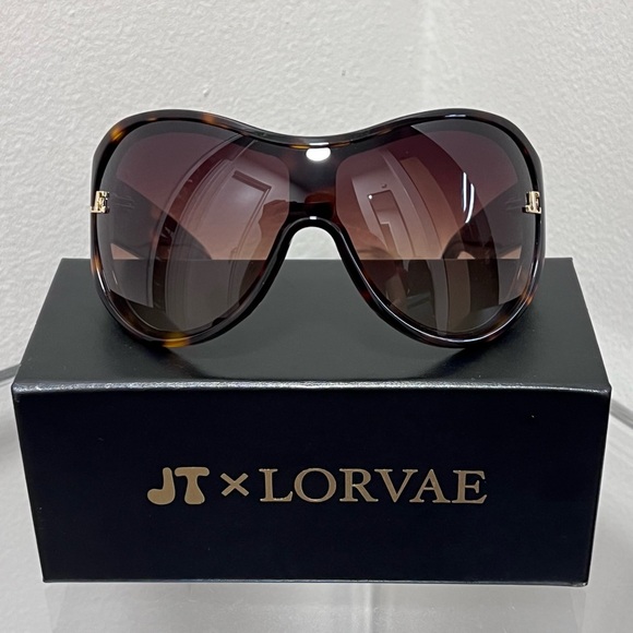Lorvae Accessories - Women's Lorvae Sunglasses